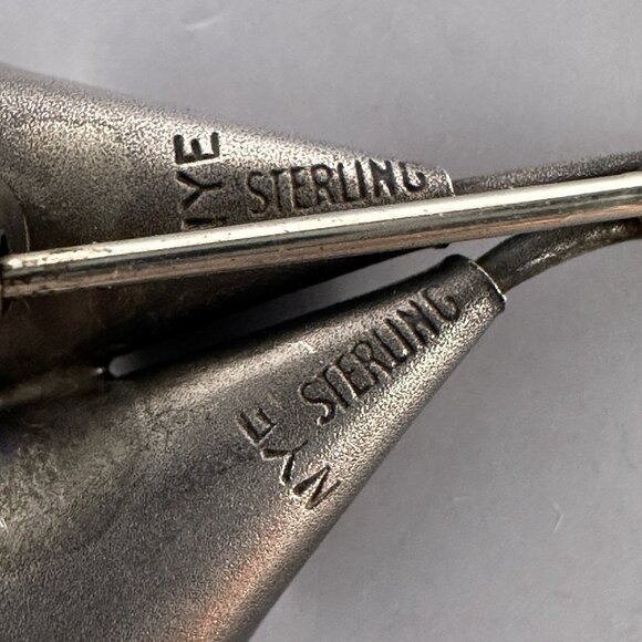 Calla Lily Pair Flower Brooch Pin Floral Unisex Stuart NYE Sterling Silver 925 - Picture 4 of 6